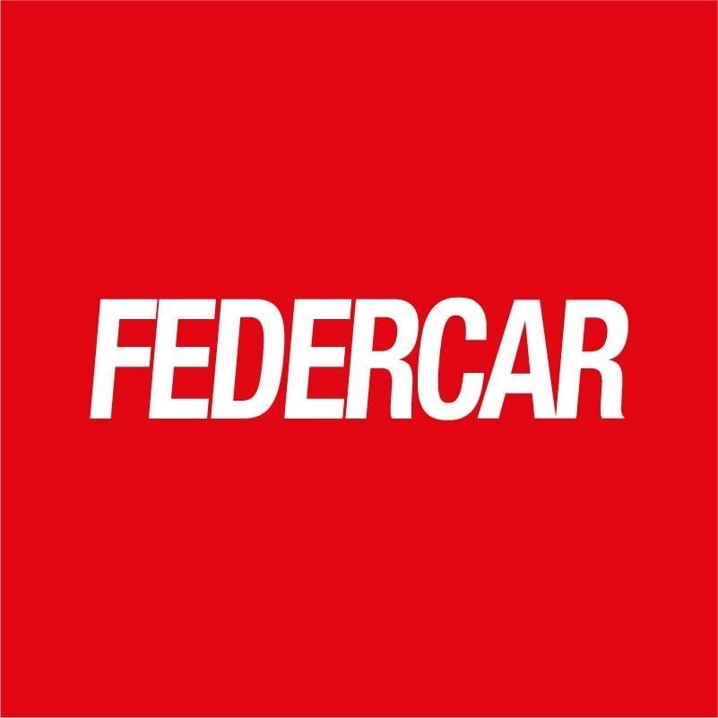 Concessionaria con auto di lusso a Lecce